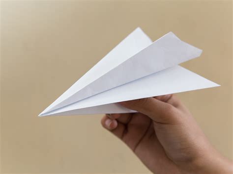 paper airplane pictures